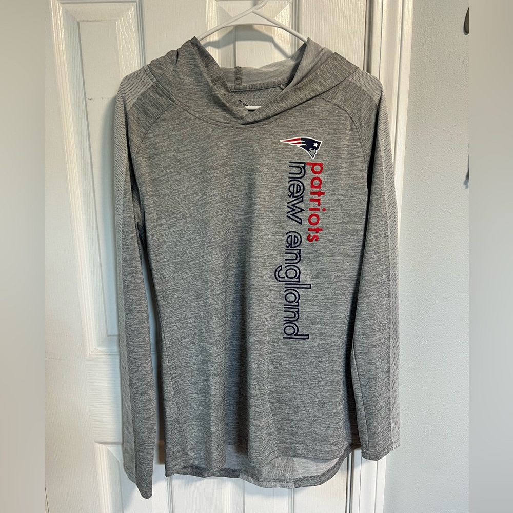 New England Patriots Majestic Gray Coolbase Performance Top Size Large